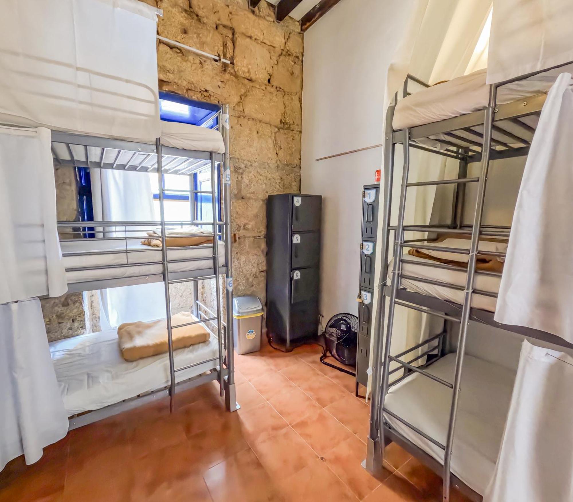 Ashavana Nest Hostel El Medano  Bilik gambar